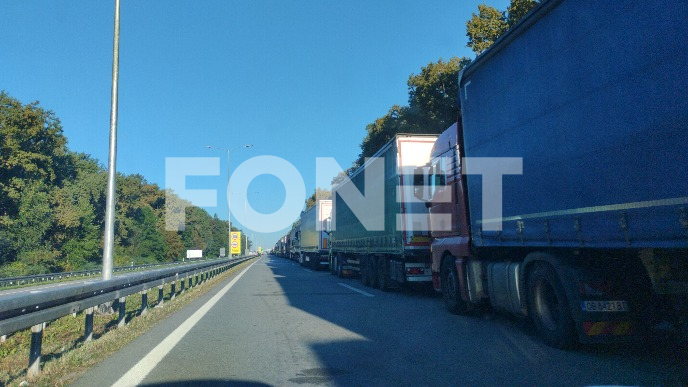 U Batrovcima čekanje šest sati